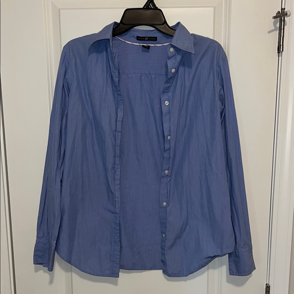 GAP Blue Casual Button Down Shirt Classic Cotton